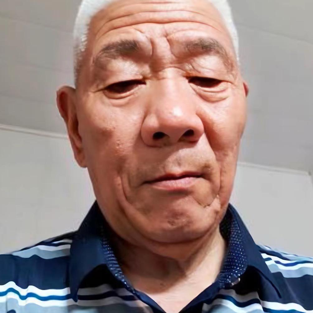 爱唱歌的老头👴