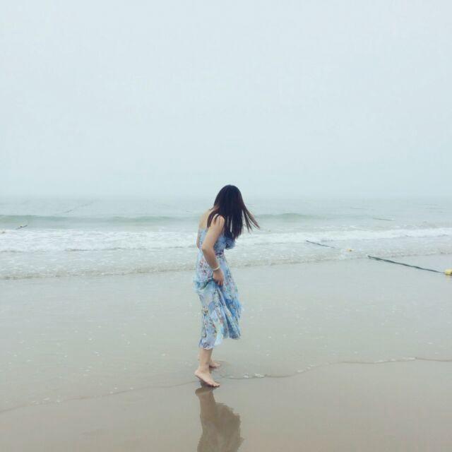 燕子探吃玩