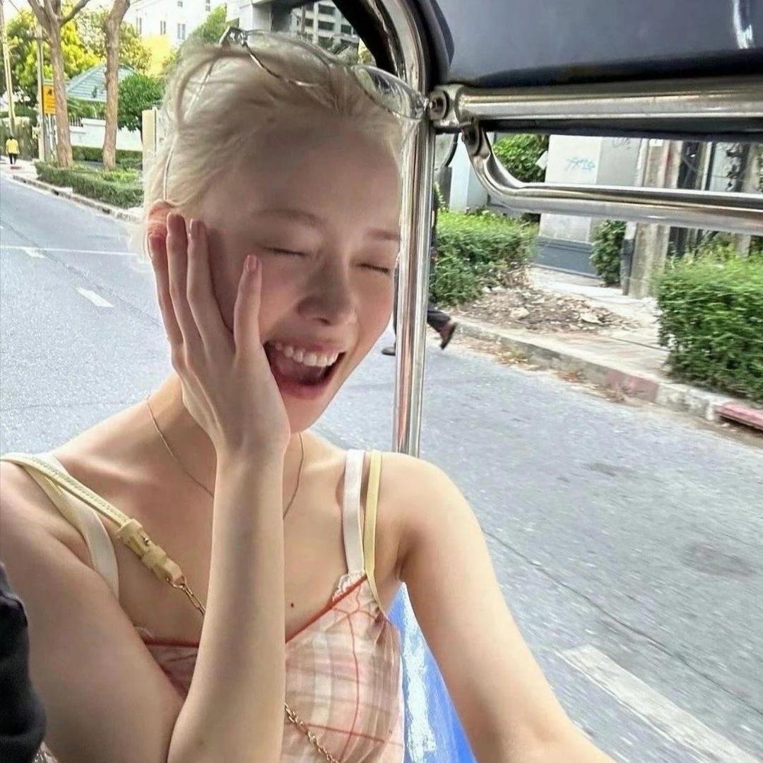 我也不太懂她
