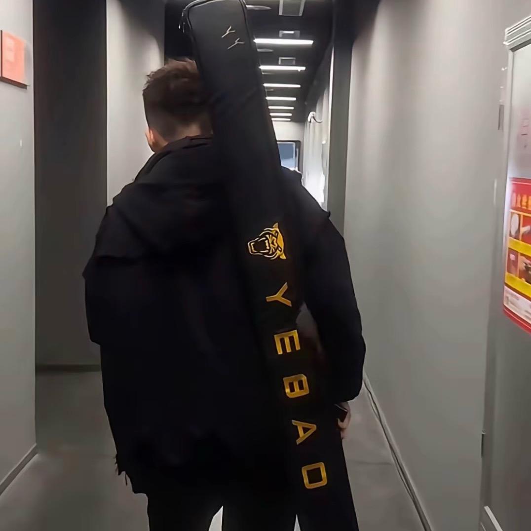阿泽