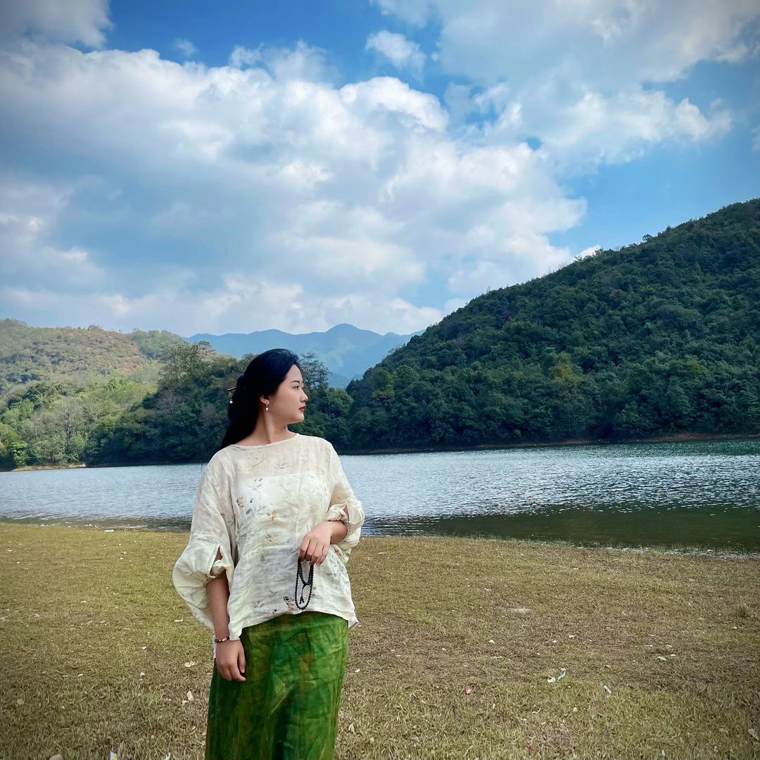 佤族小茶妹