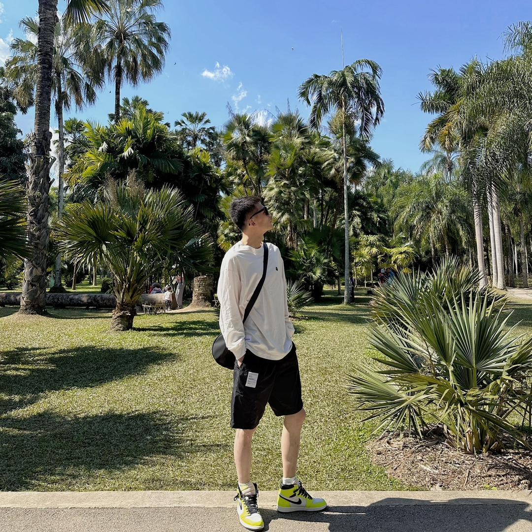 一位不愿透露姓名的网友⁷⁷⁷