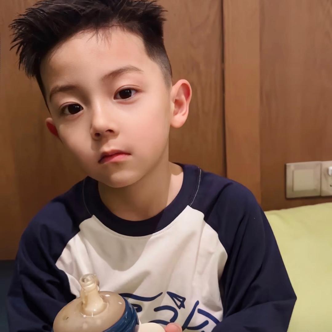 佳奇