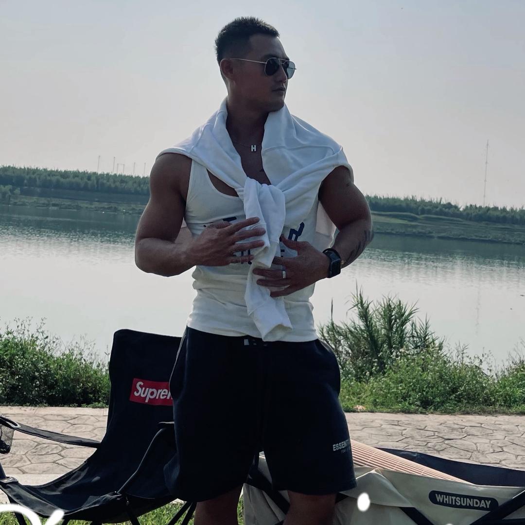 瞎练瞎跳的小其Mike