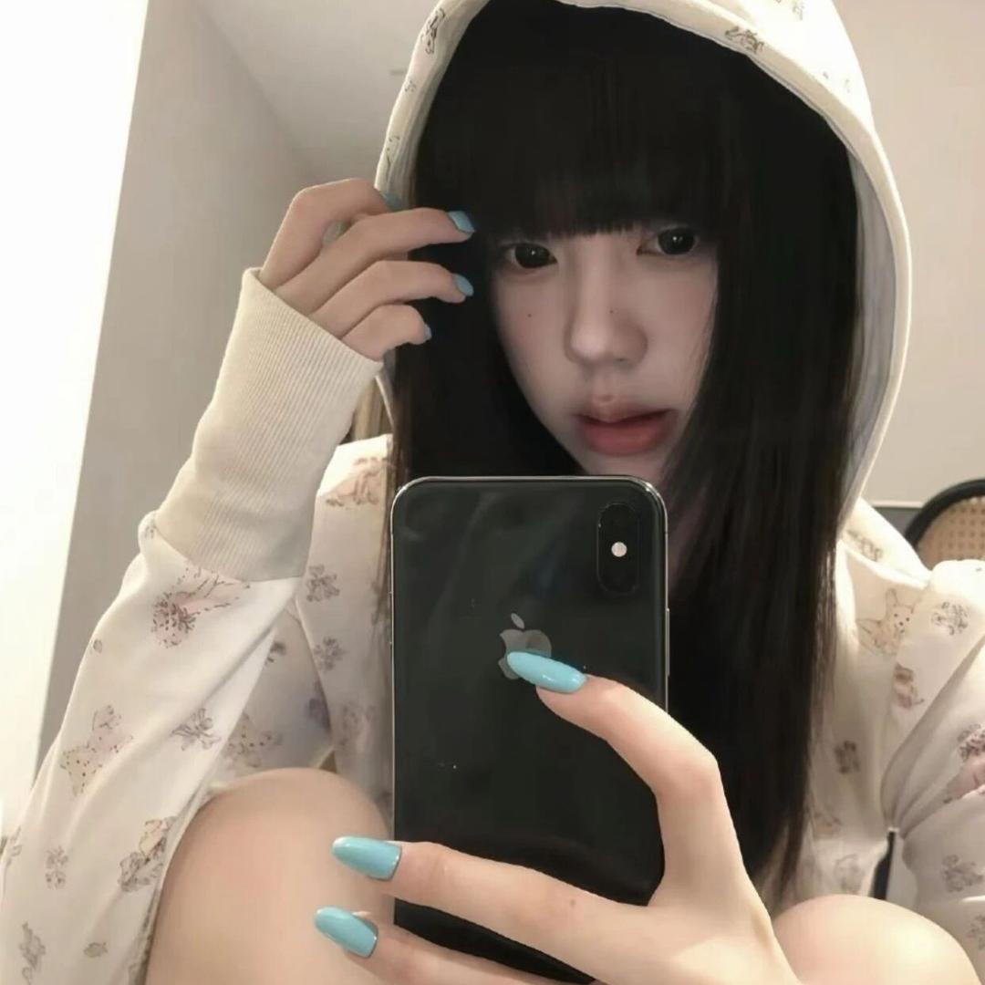 晚睡小狗^