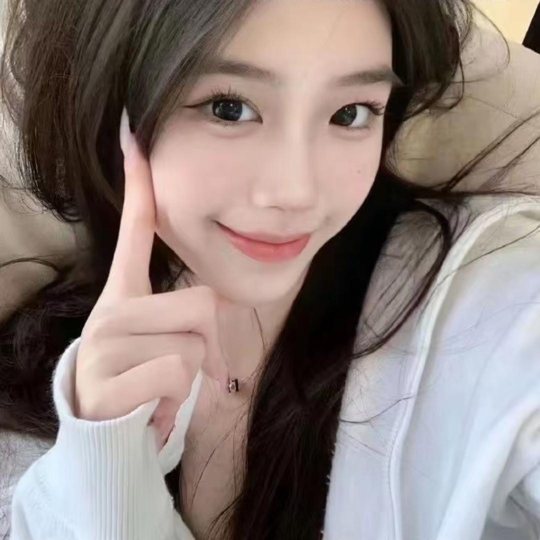 楚楚.