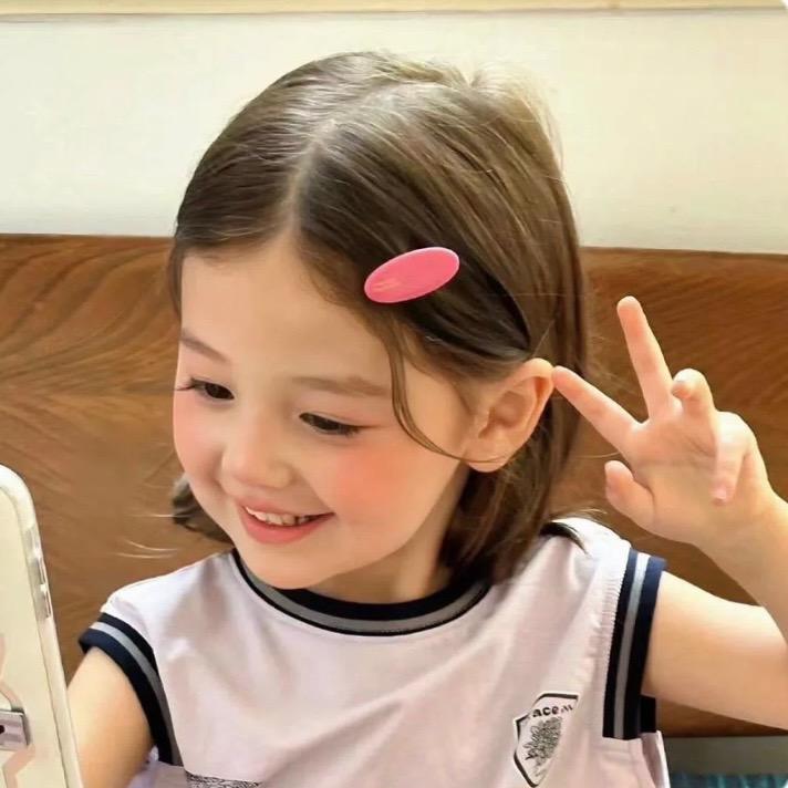 幼儿园的小姐姐