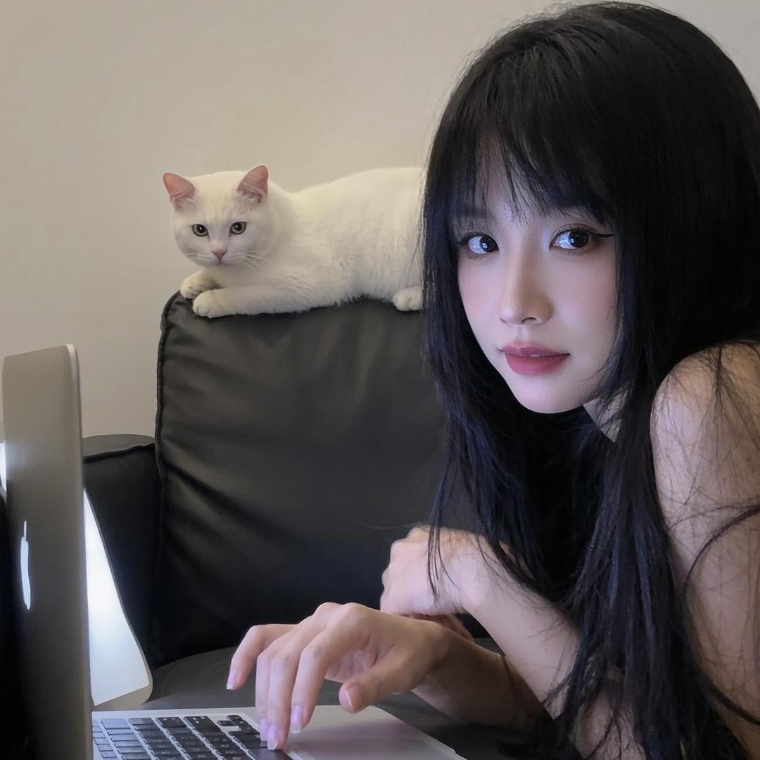 菜菜爱吃辣