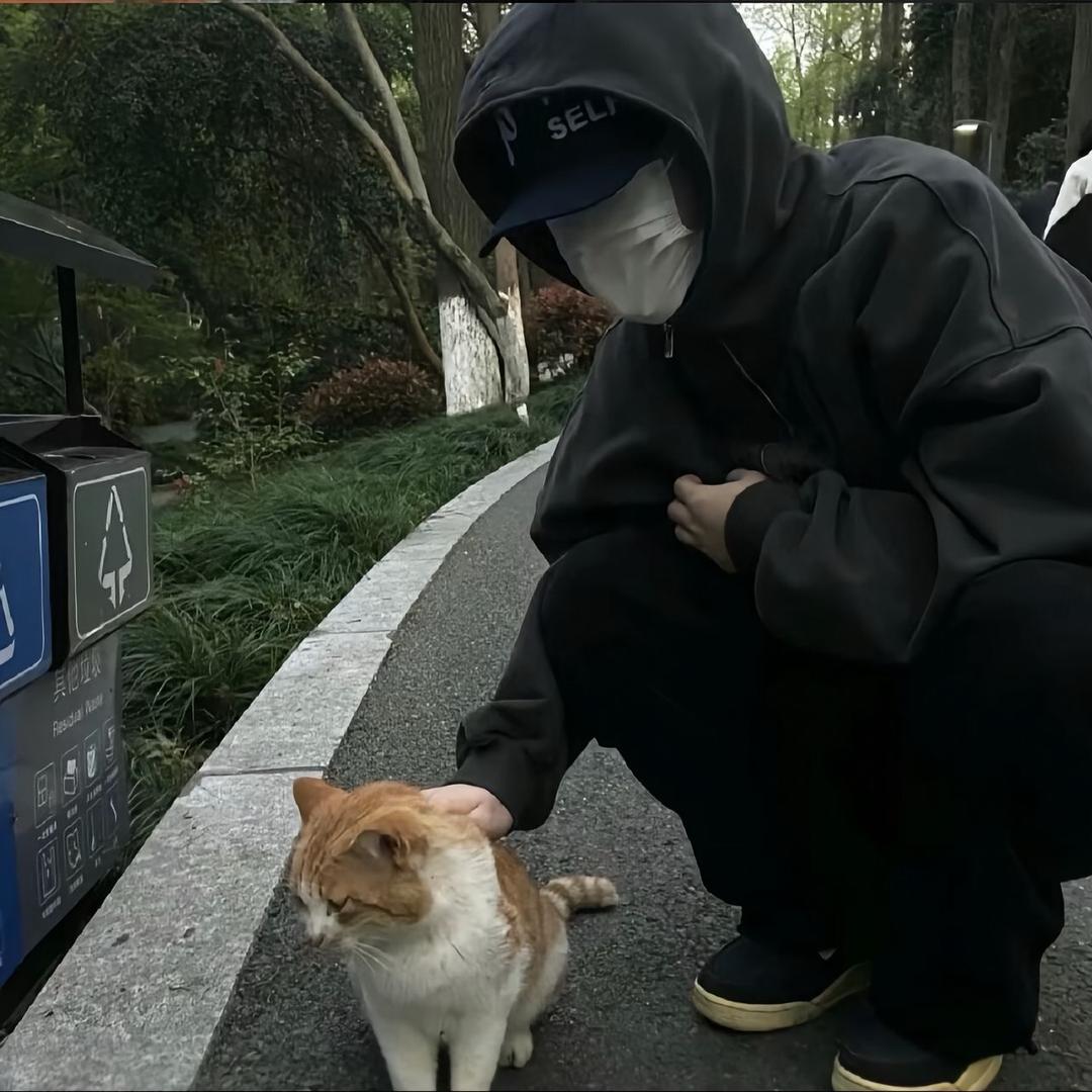 李拜一（努力版）