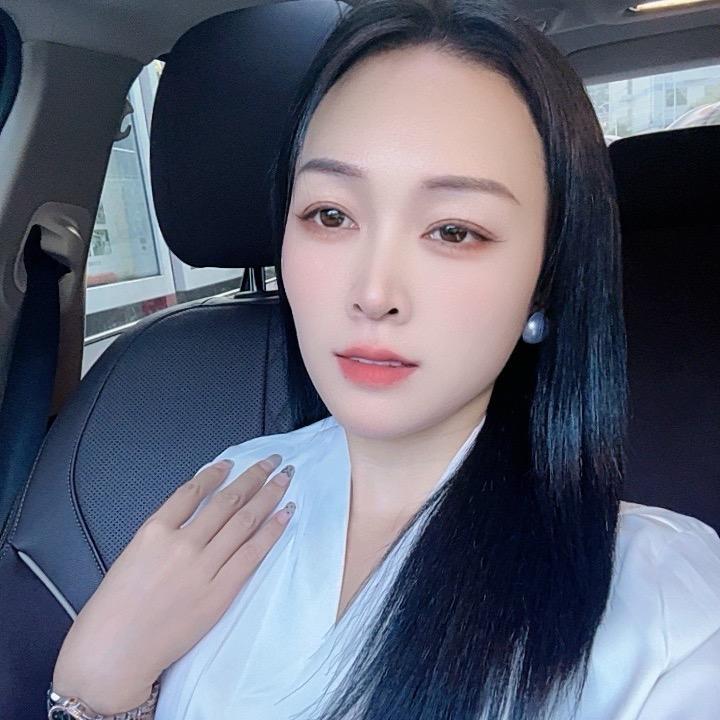 小镜子🪞