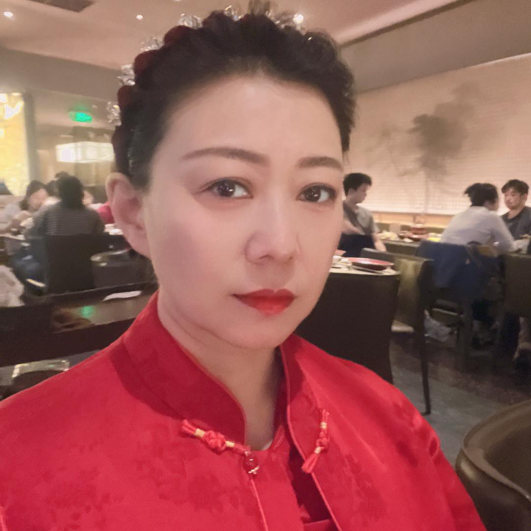 凤鼎鹤琥珀工作室