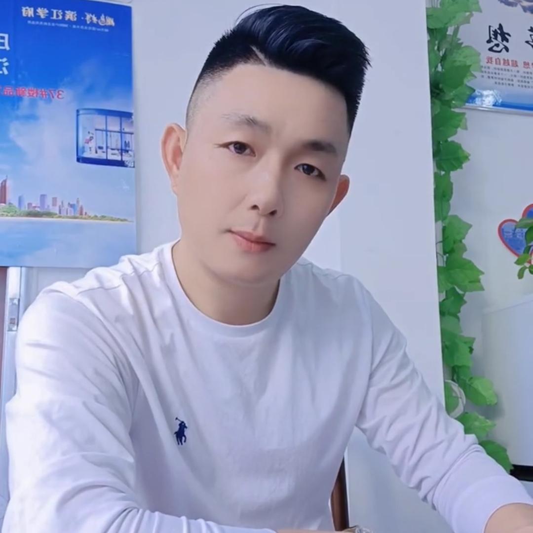 金巢装饰公司运营总监 （亿博房产 ）徐