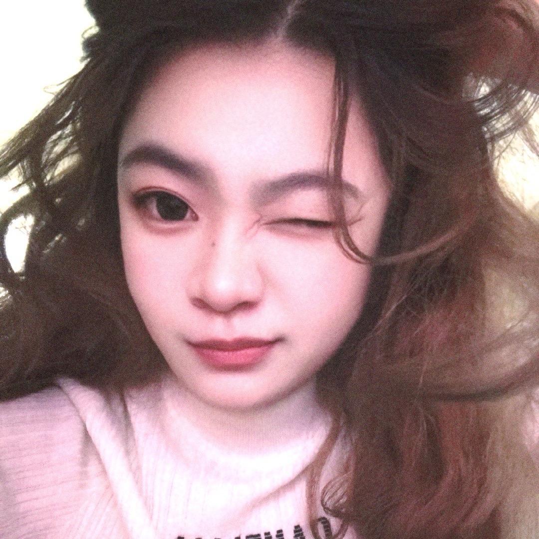 三瓣橘子🍊.