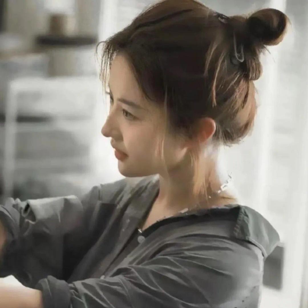 轻松小熊𖦹 ˚｡⋆