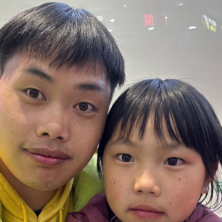 李笑容