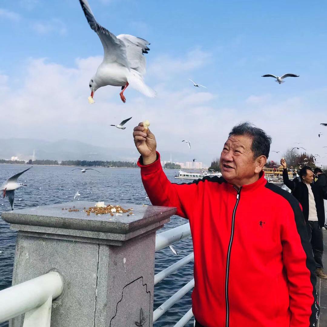 遇安老人、头像