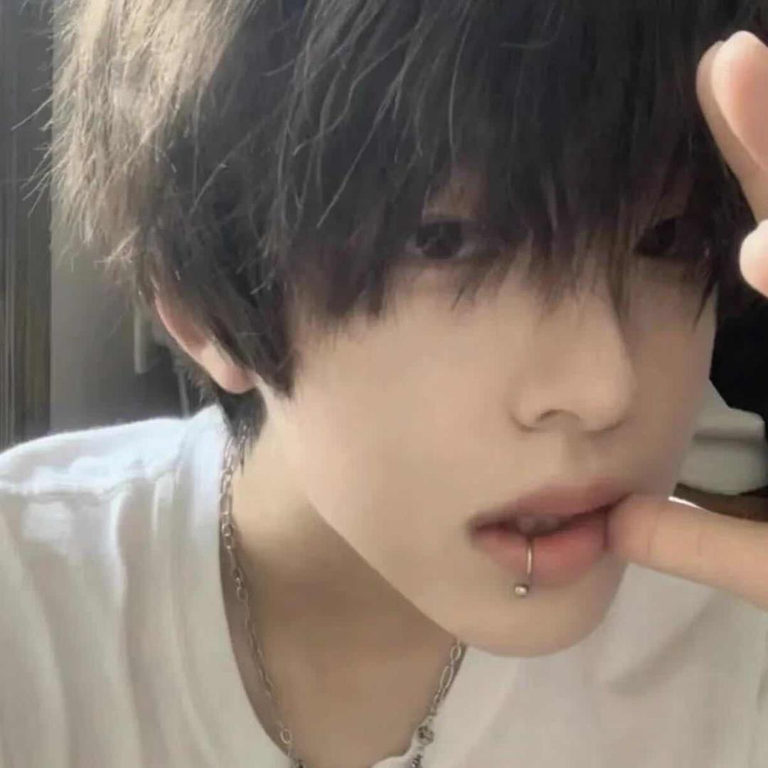 装逼被男的撅了