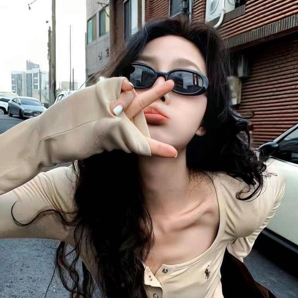 门前小寡妇