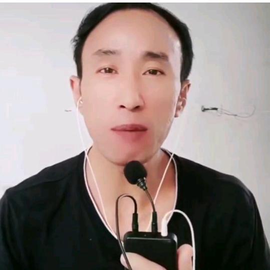 勇哥在助残中（A1）