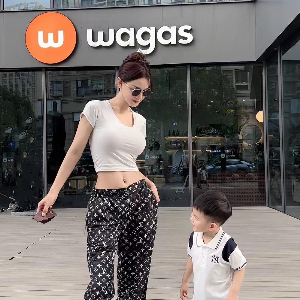 可乐和他的米妈妈
