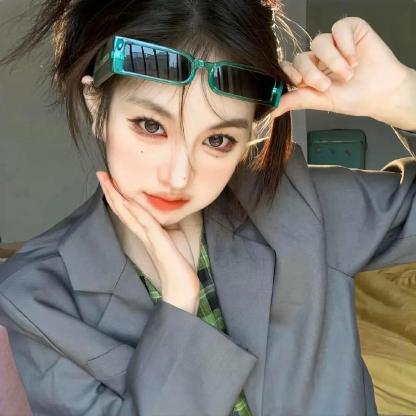 愛𠄌