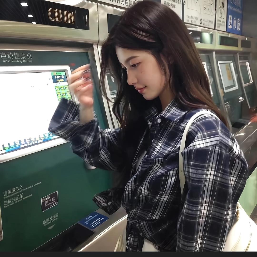 侣蜂芳