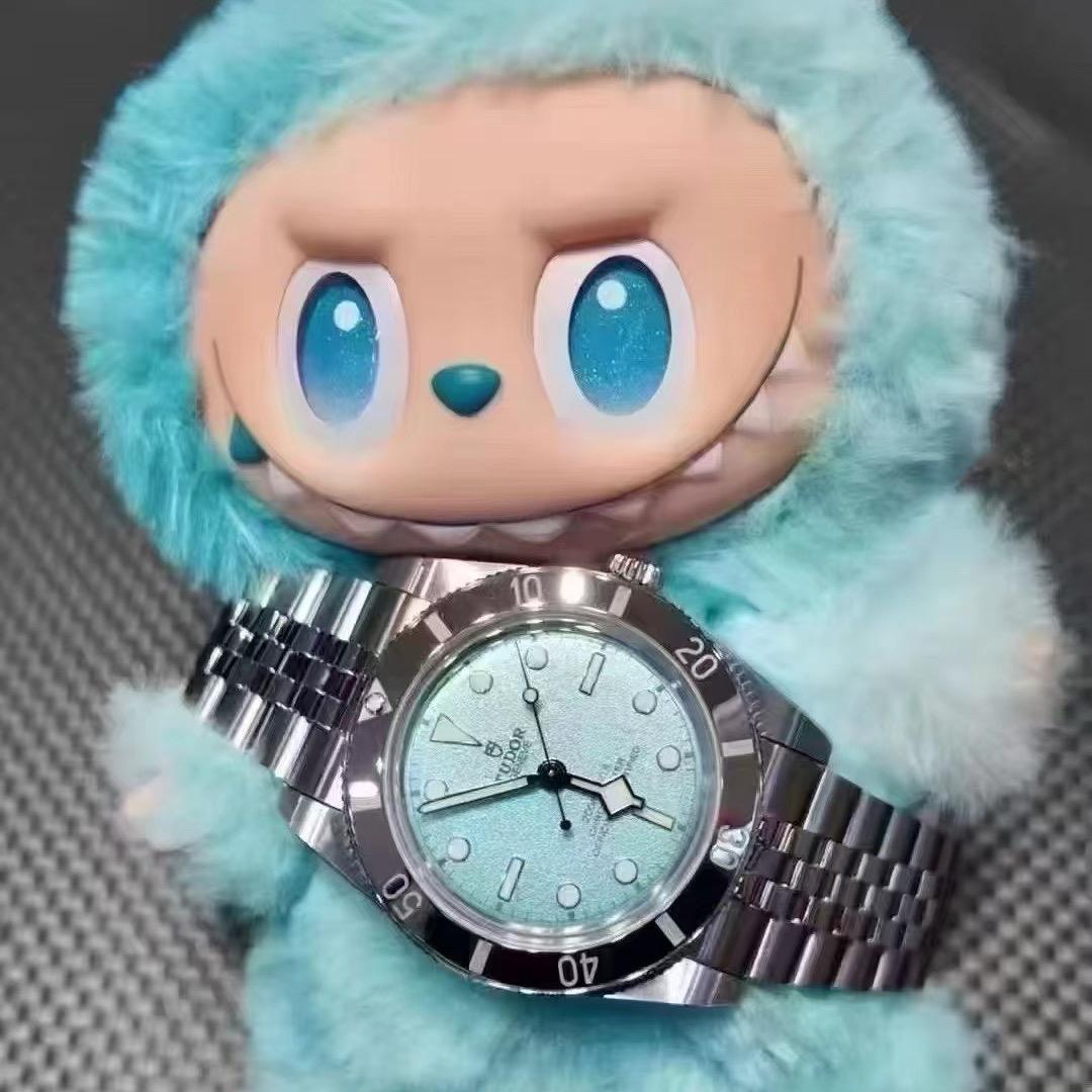 𝑅. สุขสันต์