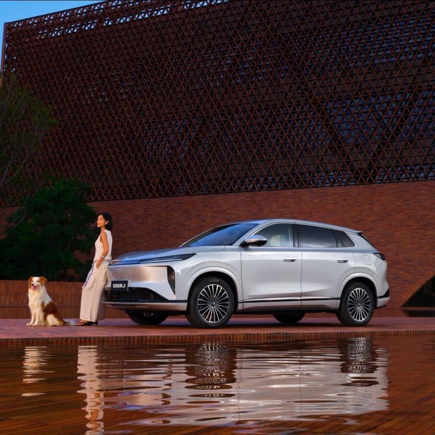 东风风神 L8-攀枝花鑫俊峰体验中心