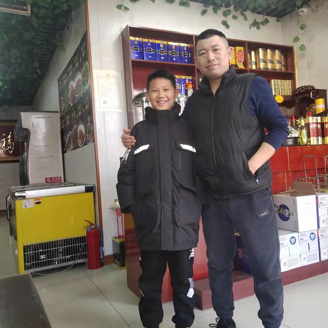 孔村聚福楼，小董