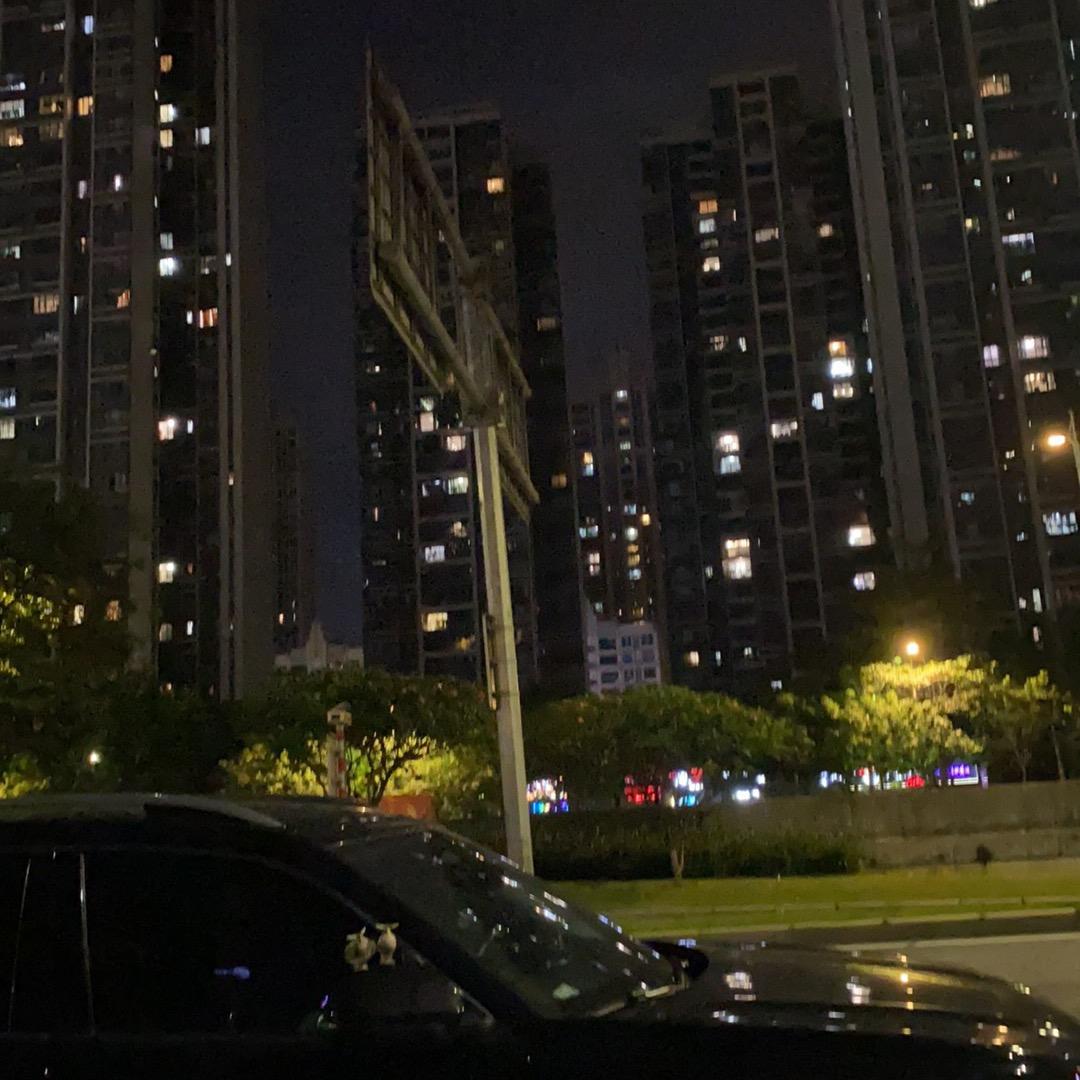一个不会烤鸡翅的小陈