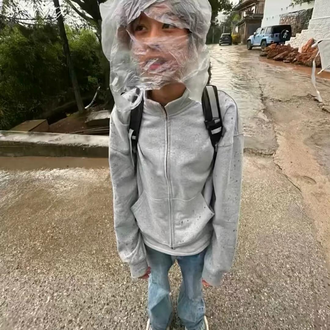 有钱就忘本