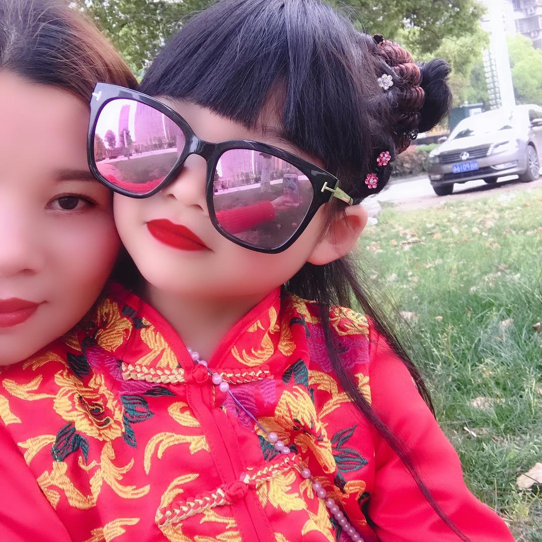 倪静😘小泥巴