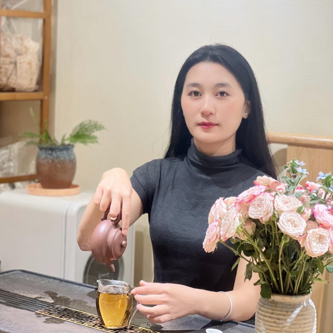第二十二代哈尼公主👸