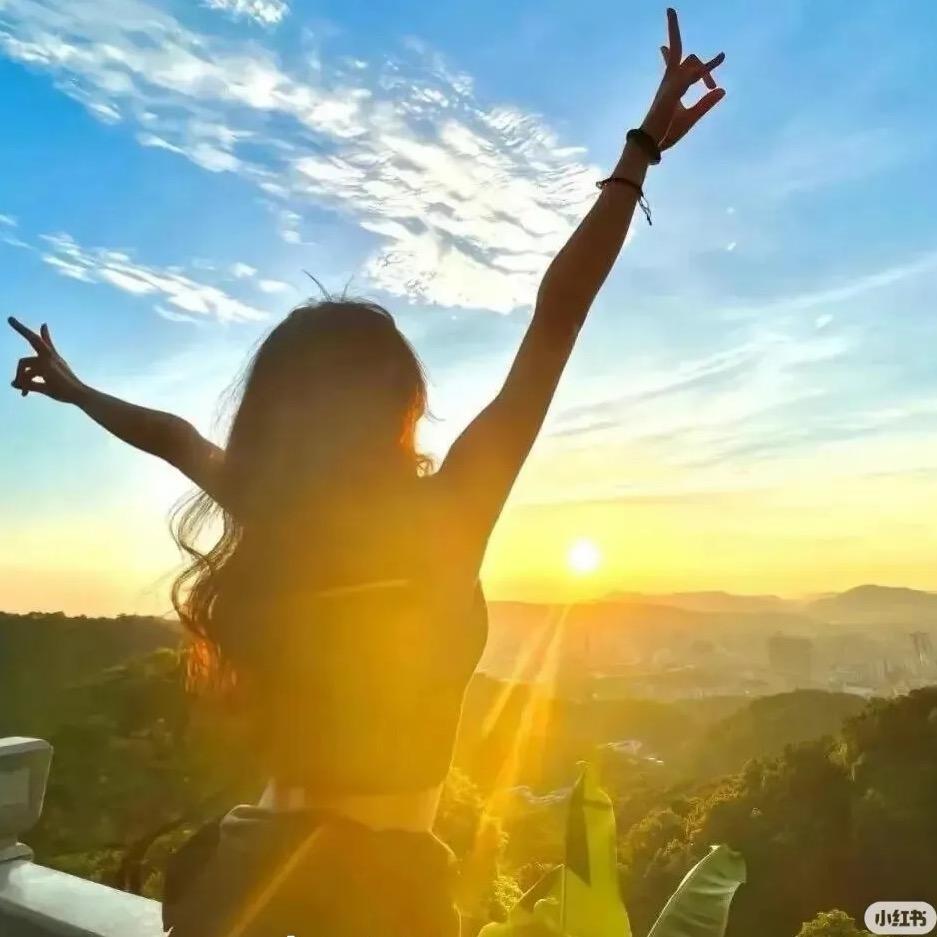 捏我小肥脸.🌚