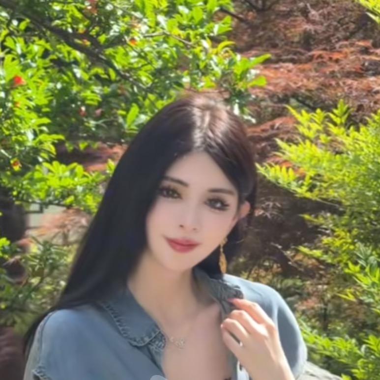 魏凡舒baby时尚穿搭