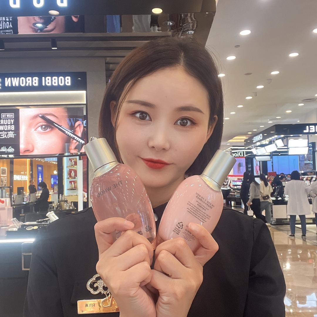 武汉-Whoo后柜姐-小向