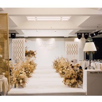 章鱼哥不吃蟹黄堡