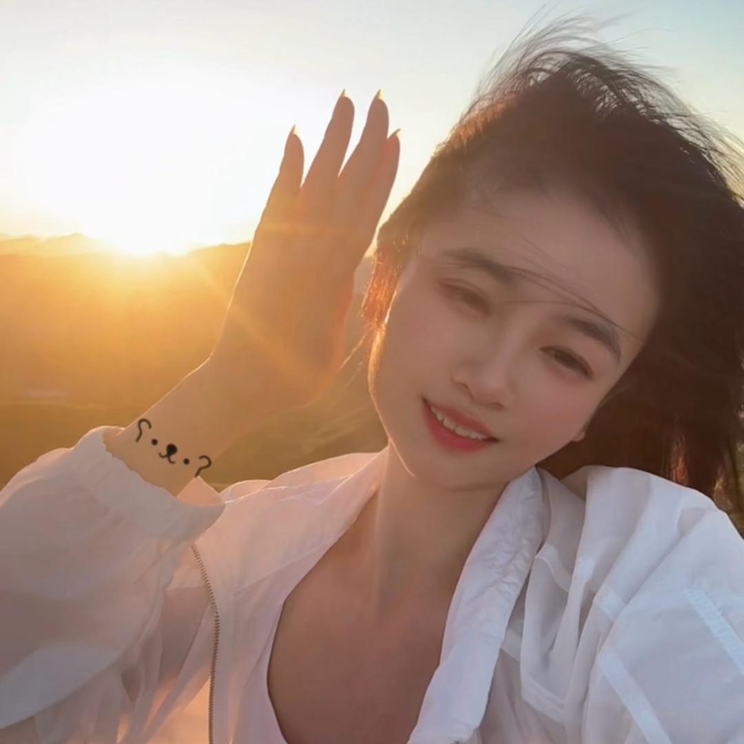 🎋静静🍀🌻