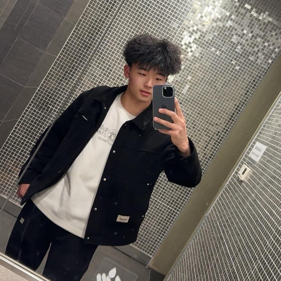 陌陌.