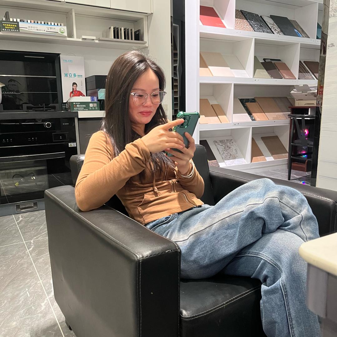 @刘眼风莎
