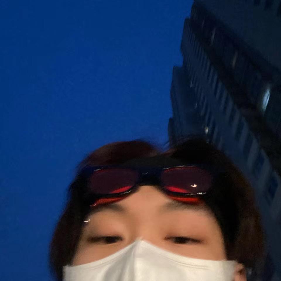 王董嘉骏