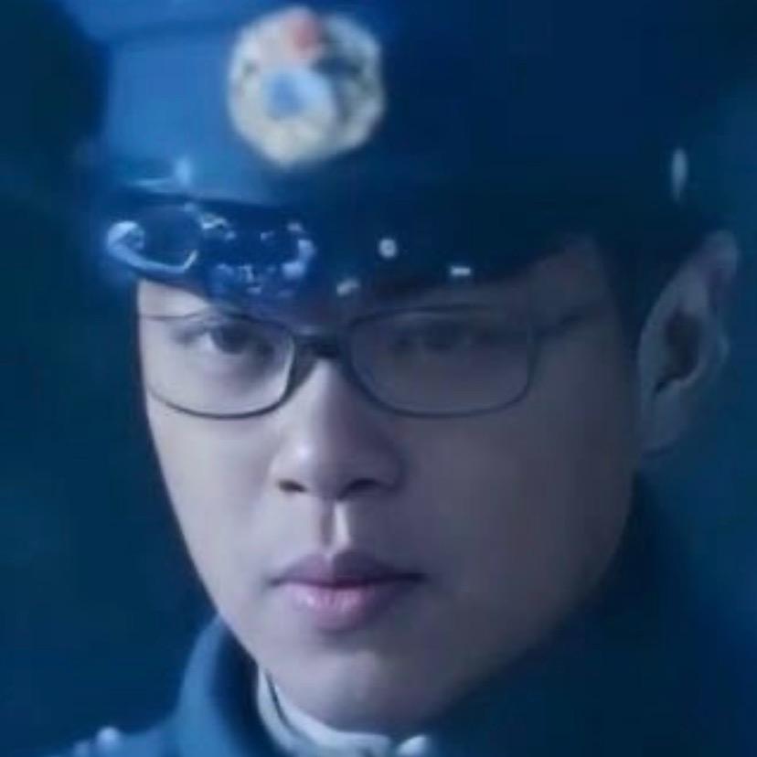 💕武{同学}💕◔.̮◔