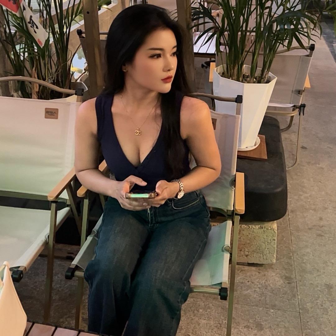 依