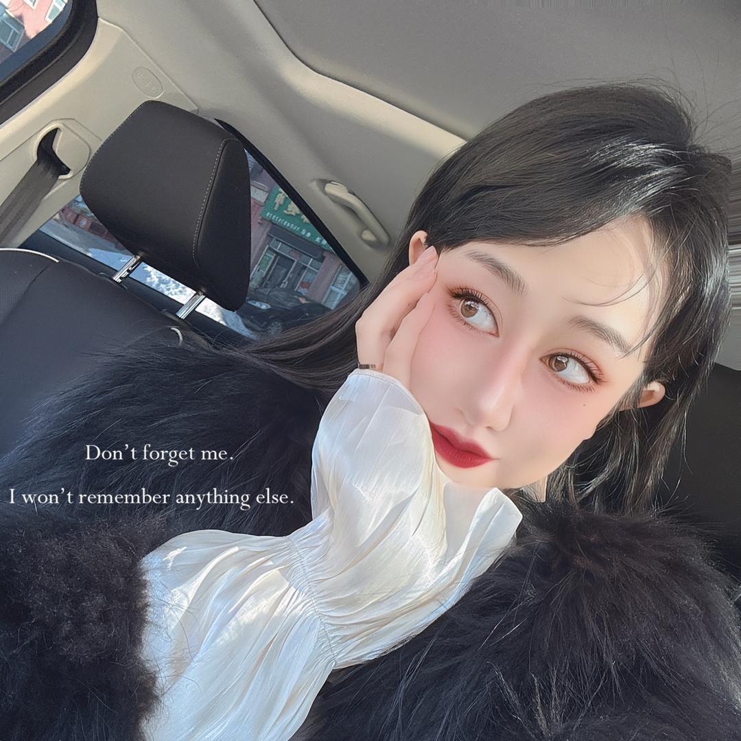 叫我蔚蓝小姐