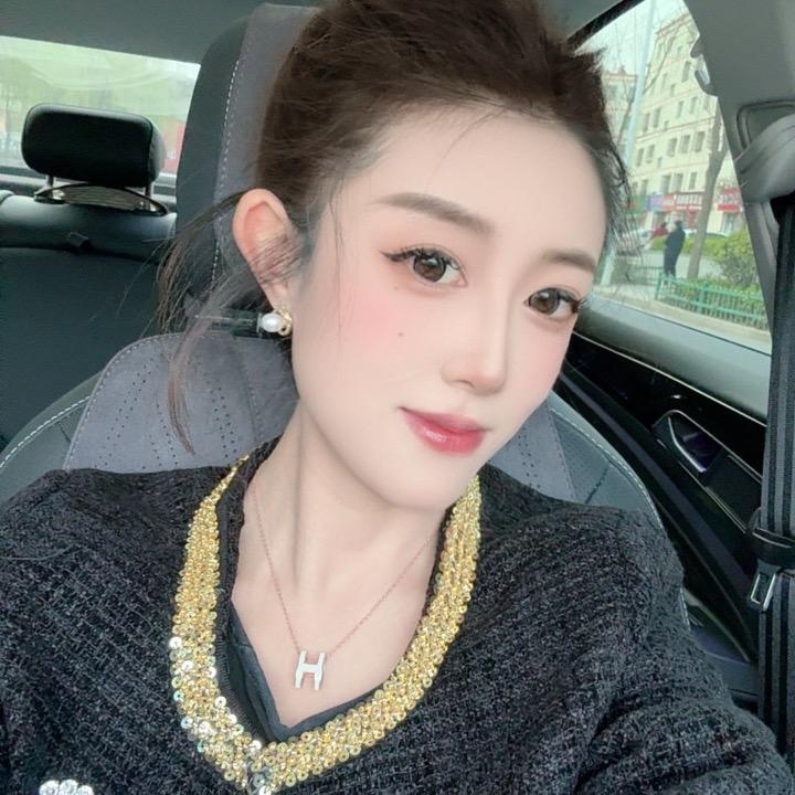 富妍儿💰