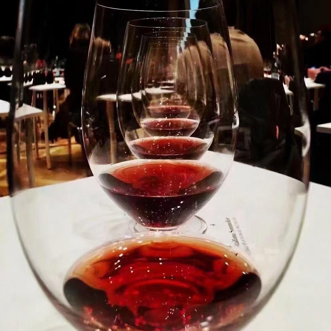 青岛李总名酒汇