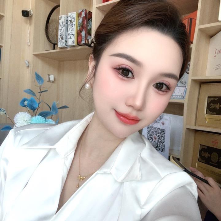 露娜