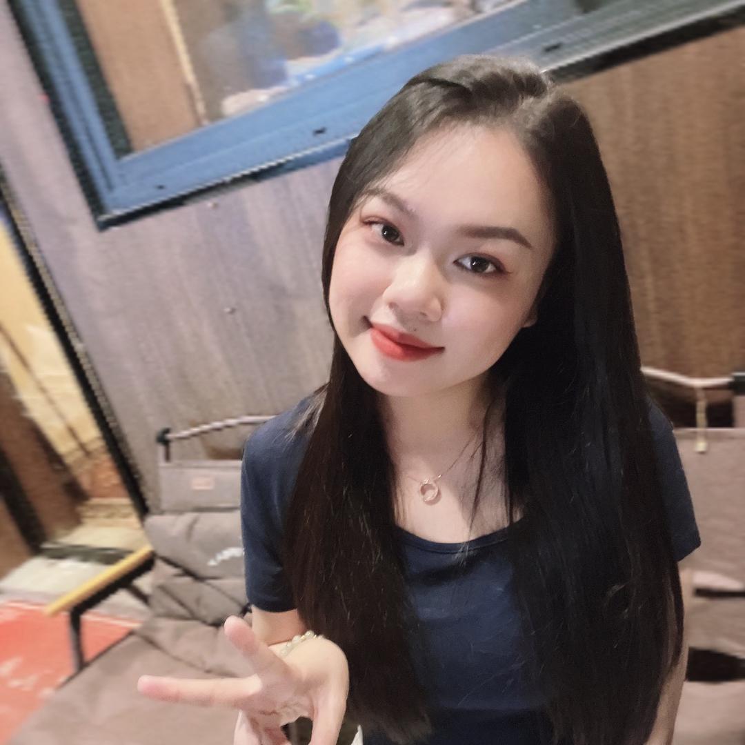 梁 爽