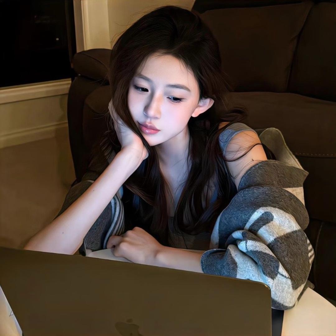 卖窗帘De小野马。