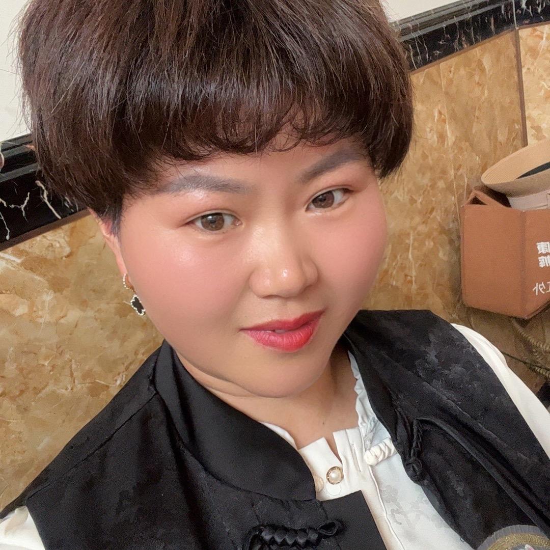 胖妞红红